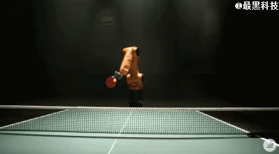 发球机器人|全球首个 AI 发球机器人诞生，国球练出新高度