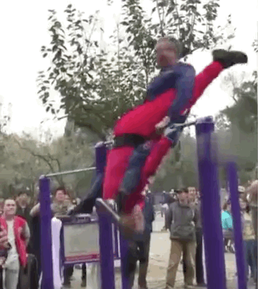 健身房|这届老年人健起身来，简直“野”到头皮发麻！就问你服不服哈哈哈