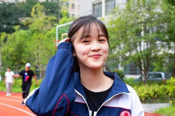 河北衡水中学;人大附中;大学;高考;长郡中学;镇海中学;高中;宁波;长沙;宁海中学|国内“名震四方”的4所高中，考进任意一所，等于一脚迈入大学