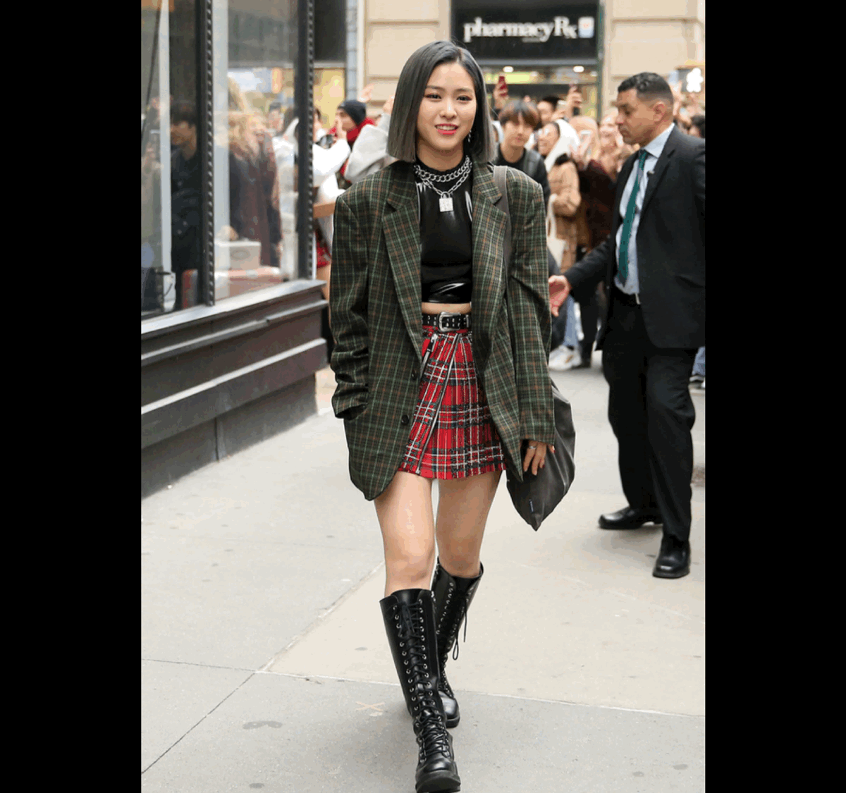 想穿出减龄俏皮的学院风试试jk制服裙吧清新唯美又文艺