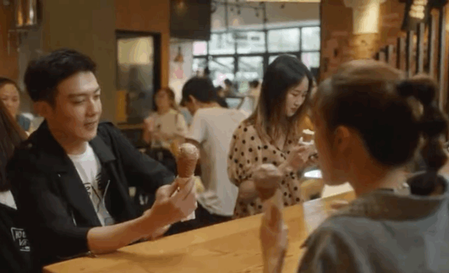 林有有|一个比顾佳还厉害的女人，让3个”小三“惨败出局，独占70亿遗产