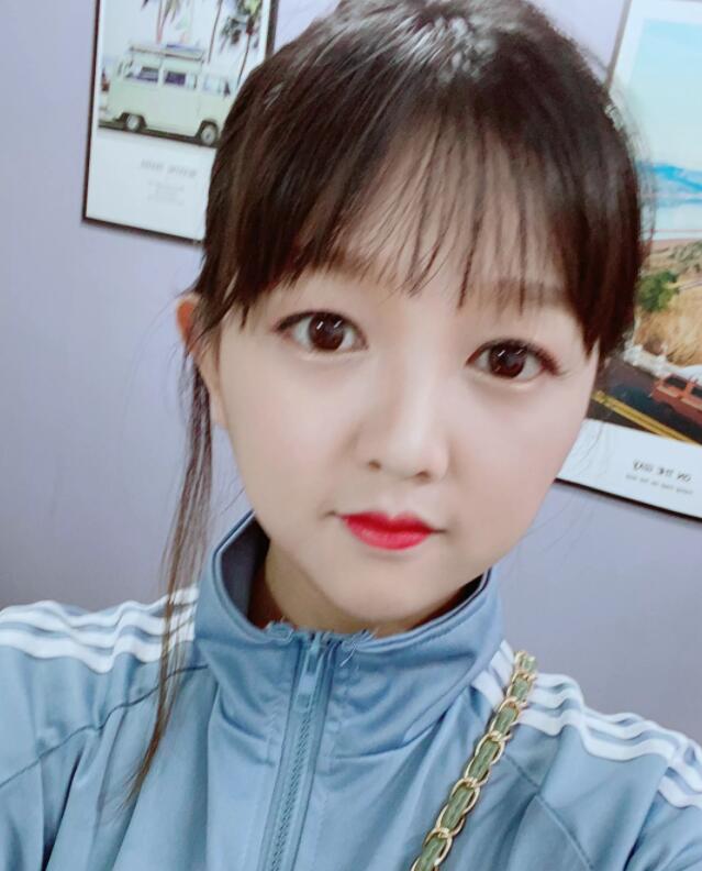 女主播深夜直播斗鱼超管在房间里以后再也不怕被封号了