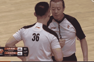 日常被骂的cba裁判,你真的了解吗?