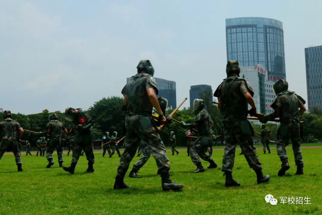 中國人民解放軍陸軍特種作戰學院(陸軍特種作戰學院錄取分數線2022)