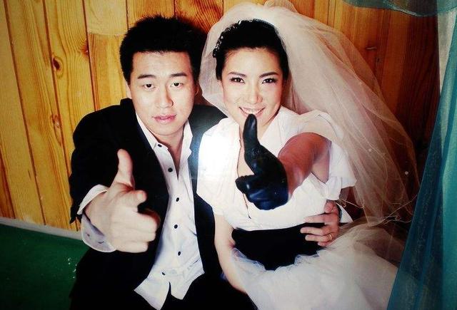 奥运冠军杜丽脸上痘痘早已不见现嫁做人妻丈夫是师弟