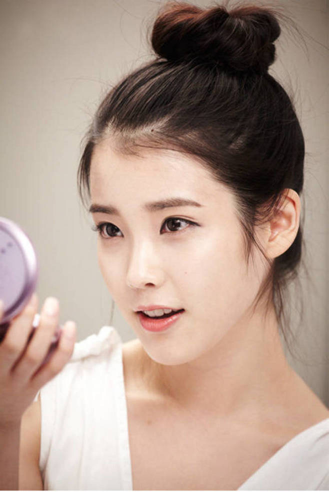 女神李知恩:第7232期气质潮流美图欣赏