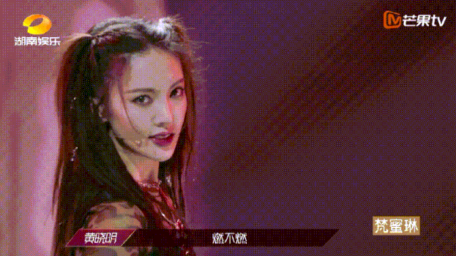 万茜|万茜，以一己之力拉垮浪姐收视的真皇族…