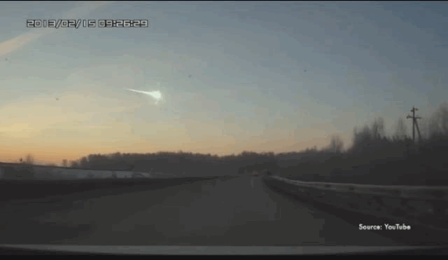 埃隆·马斯克|星链卫星把光污染带入夜空，天文学家对马斯克爆粗口了