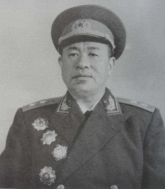 第十三兵团成立三位副军长都是谁后来都是什么军衔