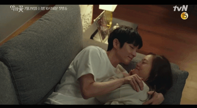 三十而已|只要我换剧换得够快，《三十而已》大结局就虐不到我