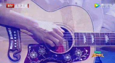 王珞丹|王珞丹想翻红，网友说的报名《浪姐》可能不行