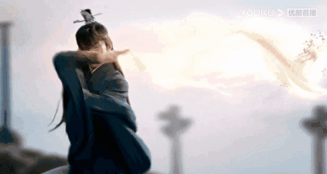 仙侠剧|仙侠剧《琉璃》太油腻了，女主掉进男主的浴桶、还吃他手上的甜酱