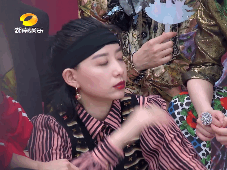 沈梦辰|沈梦辰没签杜华，大可放心！曝李斯丹妮怕虫怕黑怕被吓，郁可唯离不开保温杯