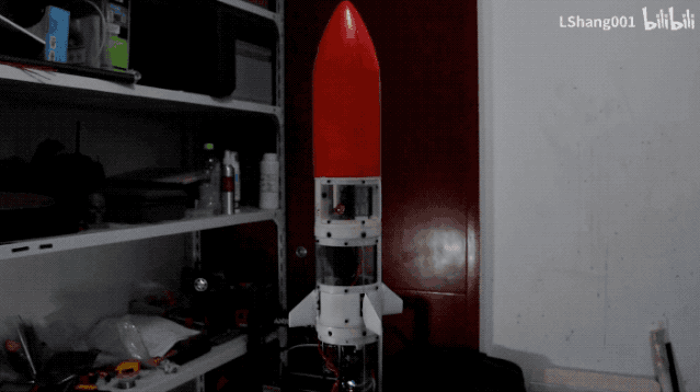 火箭_军事武器|南京大一学生自制火箭成功发射＋回收，竟然花了这么多钱……