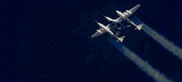 阿努什·安萨里|能让富豪们破产的旅行，只有这个了