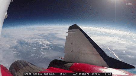 阿努什·安萨里|能让富豪们破产的旅行，只有这个了