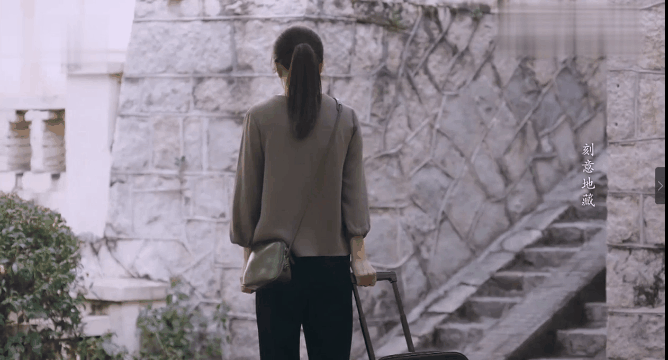 三十而已|《三十而已》刚送走林有有，《以家人之名》又来了个陈婷？