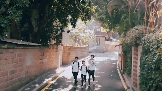 以家人之名|《以家人之名》：比起宋威龙张新成，他们的爸爸才是顶流男神吧！