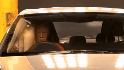 车祸|我们必须进化得这么丑，才能不怕车祸？