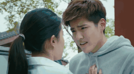 吴亦凡|吴亦凡演技有多差？《青簪行》群演曝他和杨紫飙戏常被带着跑，拍好几条才过