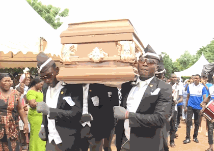 王岳伦|又被拍到这么亲密的画面？这次怎么跟老婆解释？