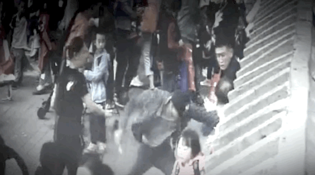 贾会琴|北京朝阳58岁“女村霸” 欺行霸市14年获刑 曾自诩“大善人”