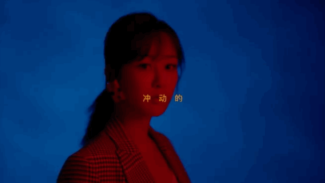 杨紫|杨紫多套造型曝光，高格调超时尚，小猴紫优雅侧脸让人无法拒绝