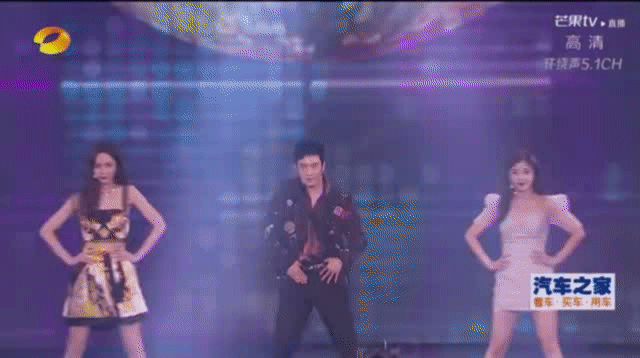 芒果|芒果台818晚会摄像师遭炮轰，拍摄角度非常猥琐，极不尊重女性！