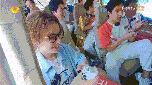 杨洋|从沈腾到杨洋，军艺校草终究是逃不过搞笑的宿命么？