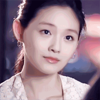 古力娜扎|娜扎到底怎么了哦…撞脸张馨予后又突然复制粘贴宁静的脸了？！