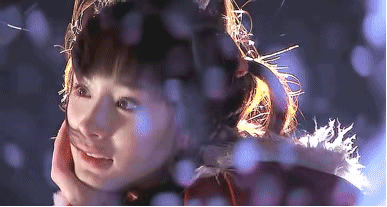 古力娜扎|娜扎到底怎么了哦…撞脸张馨予后又突然复制粘贴宁静的脸了？！