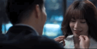 恐怖片|宋佳上演婚姻坟墓，反转层出不穷，婚恋拍出“恐怖片”悬疑质感！