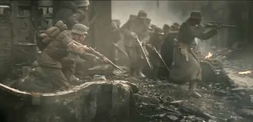 八佰|《八佰》上映，淞沪会战中日军队轻武器相当，最后怎么一败涂地？