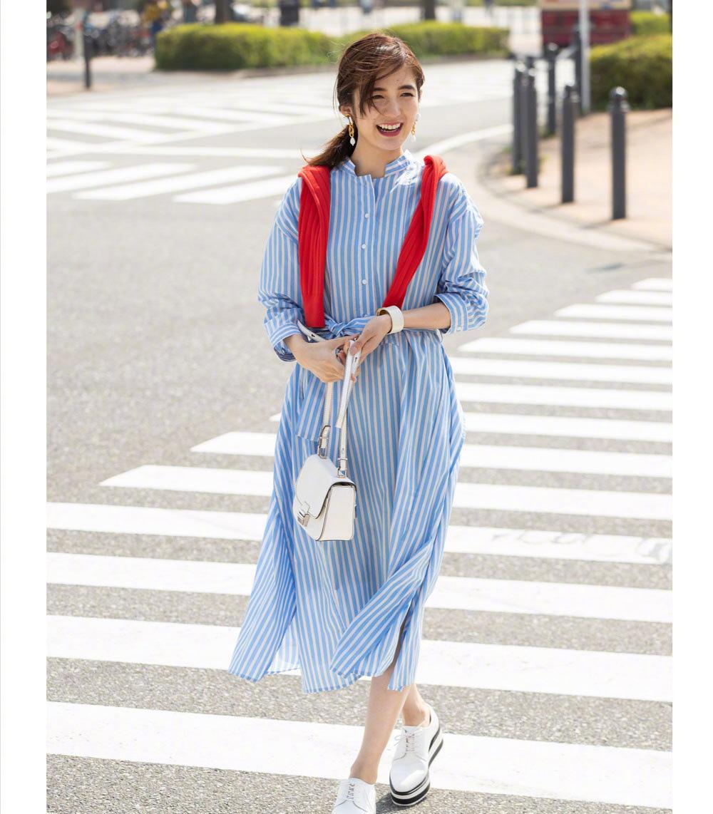 今年流行时尚的衣服图片【今年流行时尚的衣服】
