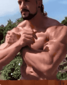 肌肉|网红猛男的跳舞肌肉引发围观，但他其实患上了罕见病