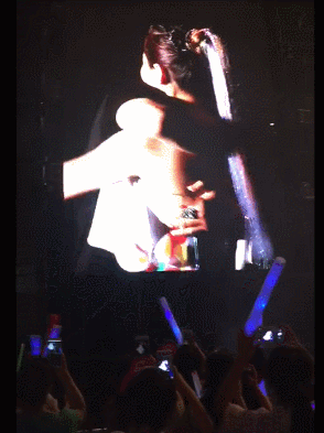 张靓颖|张靓颖和前任离婚后，新男友就迫不及待宣誓主权了？