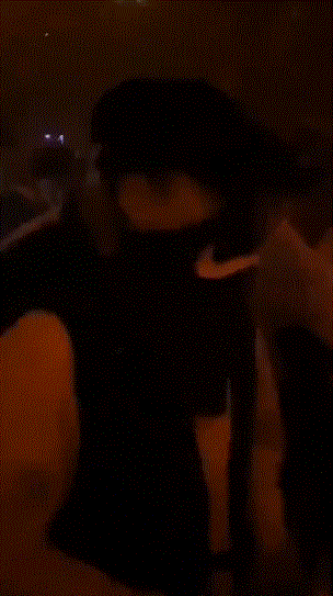 pgone|PGone国内复出受挫，现身酒吧表演不准上台，仅唱十分钟就被骂到退场