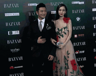 黄晓明|离婚传闻再添实锤？黄晓明笑而不语：又有人要胡思乱想了