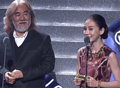 黄晓明|离婚传闻再添实锤？黄晓明笑而不语：又有人要胡思乱想了