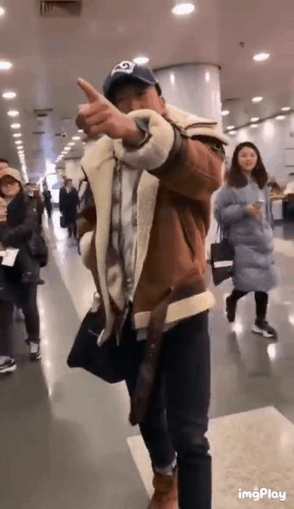 章子怡|章子怡力挺倪妮，怒斥代拍者，胡歌、杨幂、吴京曾经都是受害对象！