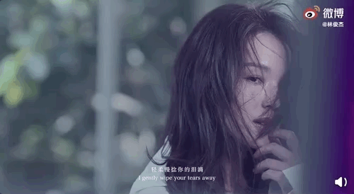 加伊姐|童年被家暴、贫穷、拍情色片，凭什么40岁后，她比林志玲活得舒展？