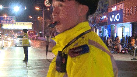 颜色|向警旗敬礼｜如果警察有颜色