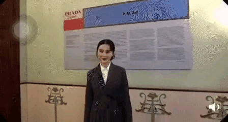 范冰冰|范冰冰复出首场奢侈品活动，放弃明艳走文艺风，却被发型拖累颜值