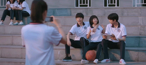 谭松韵|她庭审哽咽发言太让人心疼，可也是妈妈把谭松韵变成更好的演员