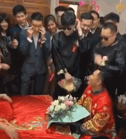 邓伦|干这事，他是最专业的？