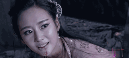 小凌霄|初代蛇蝎美人狠过杨幂，美过热巴，童年阴影又回来了…