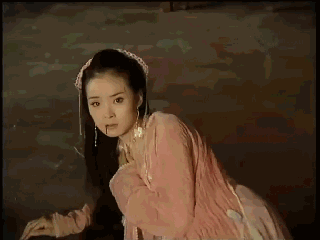 小凌霄|初代蛇蝎美人狠过杨幂，美过热巴，童年阴影又回来了…