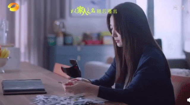 小凌霄|初代蛇蝎美人狠过杨幂，美过热巴，童年阴影又回来了…