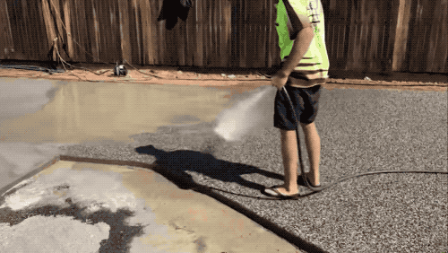 水泥|没学过化学的不会知道，在工地撒糖可能会被工友追着打