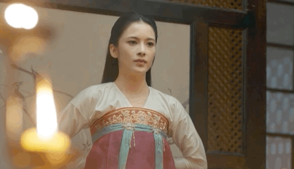 赵樱子|《长安诺》首播：剧情有趣，节奏快，成毅赵樱子无CP感成最大槽点